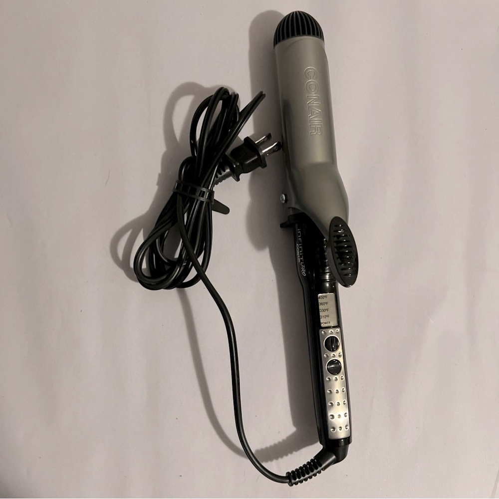 Infiniti Pro by Conair Tourmaline 1 1/2-Inch Ceramic Curling Iron CD109BP EUC